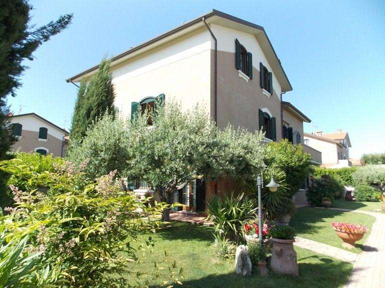 casa indipendente in vendita a Rosignano Marittimo in zona Rosignano Solvay