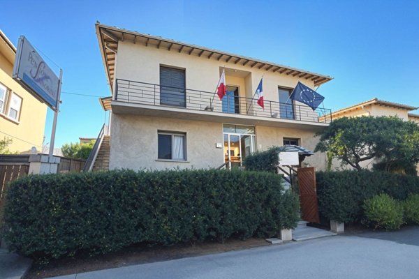 casa indipendente in vendita a Rosignano Marittimo in zona Castiglioncello