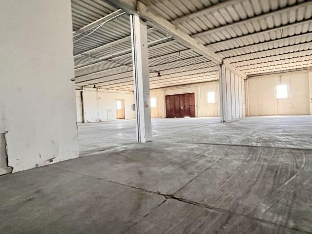 capannone in vendita a Rosignano Marittimo in zona Rosignano Solvay