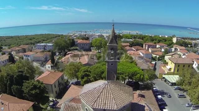 appartamento in vendita a Rosignano Marittimo in zona Vada