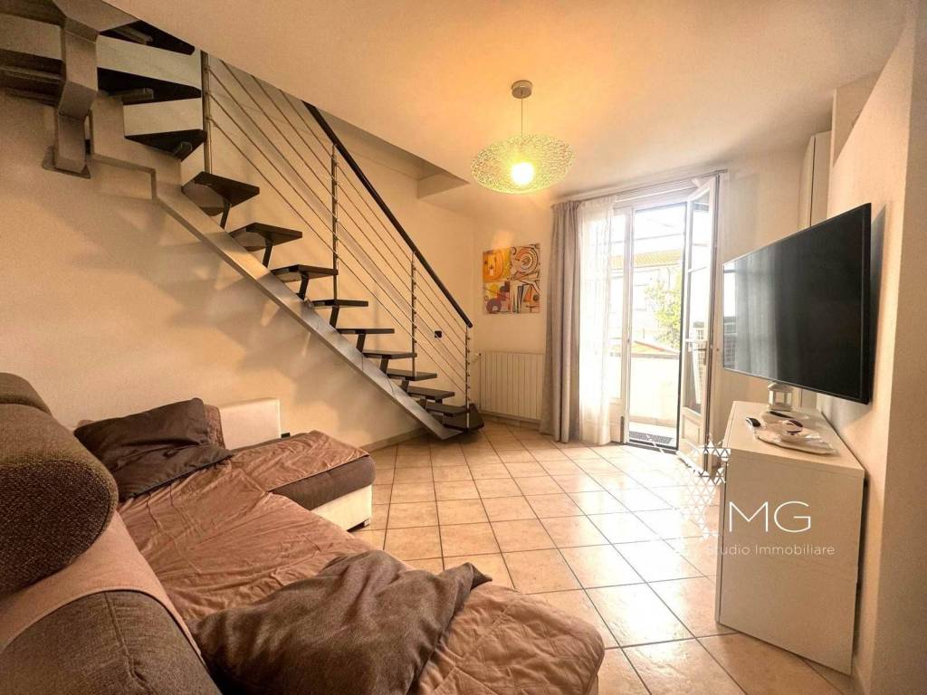 casa indipendente in vendita a Rosignano Marittimo in zona Rosignano Solvay