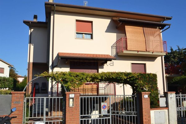 appartamento in vendita a Rosignano Marittimo in zona Rosignano Solvay