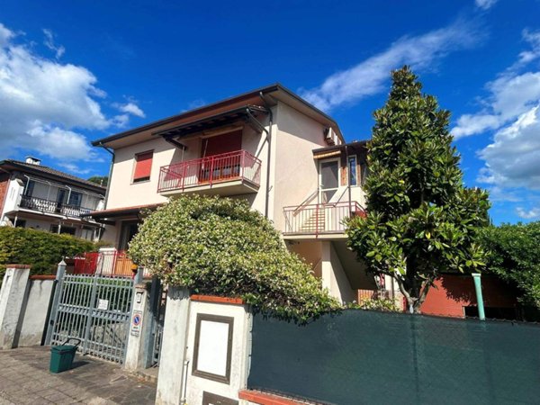 appartamento in vendita a Rosignano Marittimo in zona Rosignano Solvay