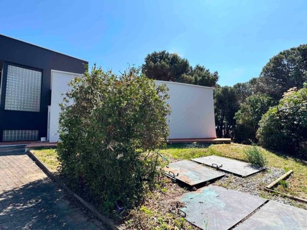casa indipendente in vendita a Rosignano Marittimo in zona Castiglioncello