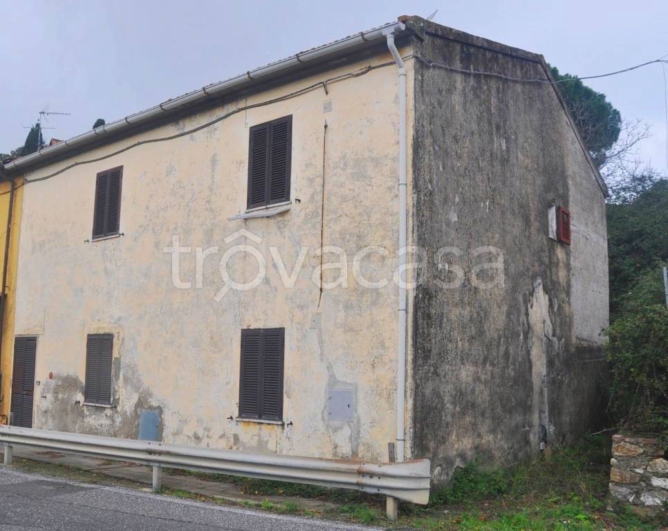 casa indipendente in vendita a Rosignano Marittimo in zona Nibbiaia