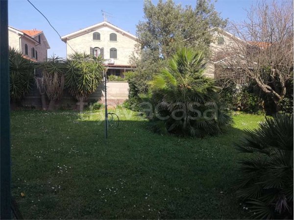 appartamento in vendita a Rosignano Marittimo in zona Rosignano Solvay