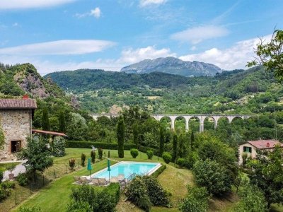 casa indipendente in vendita a Rosignano Marittimo