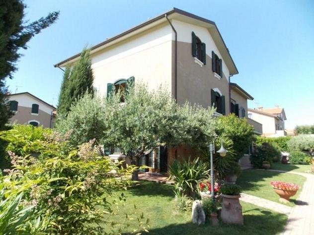 casa indipendente in vendita a Rosignano Marittimo in zona Rosignano Solvay