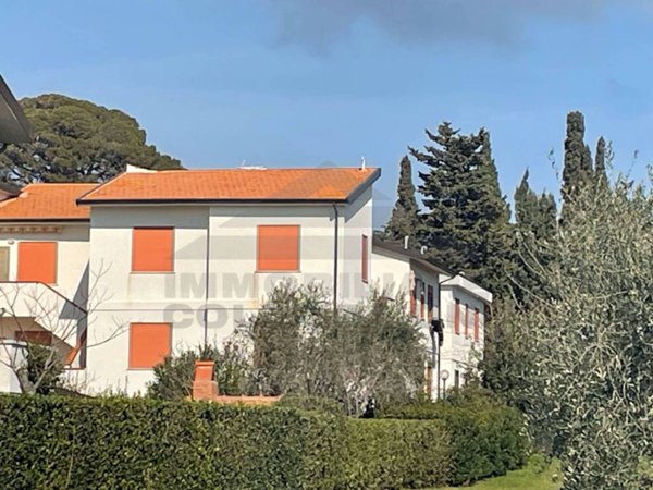 appartamento in vendita a Rosignano Marittimo in zona Castiglioncello