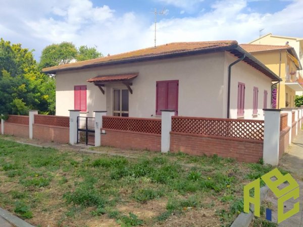 casa indipendente in vendita a Rosignano Marittimo in zona Rosignano Solvay