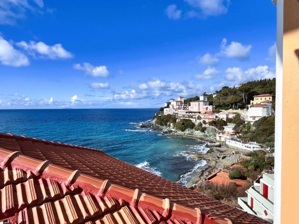 appartamento in vendita a Rosignano Marittimo in zona Castiglioncello