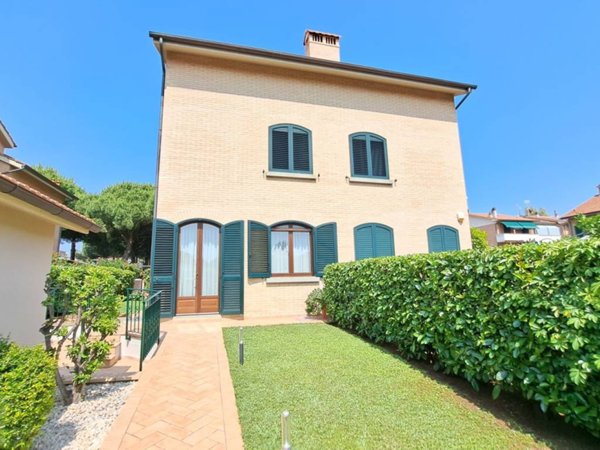 casa indipendente in vendita a Rosignano Marittimo in zona Rosignano Solvay