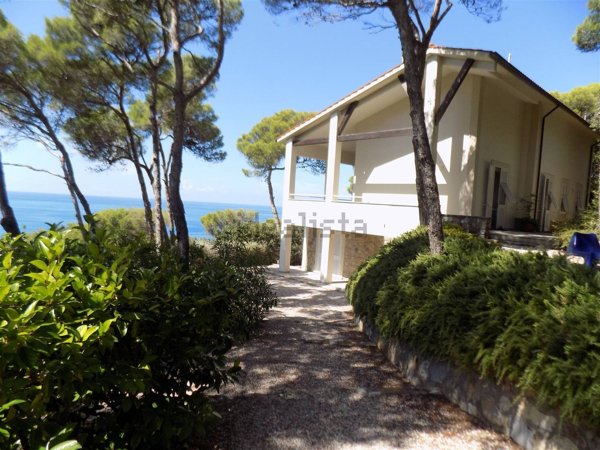 casa indipendente in vendita a Rosignano Marittimo