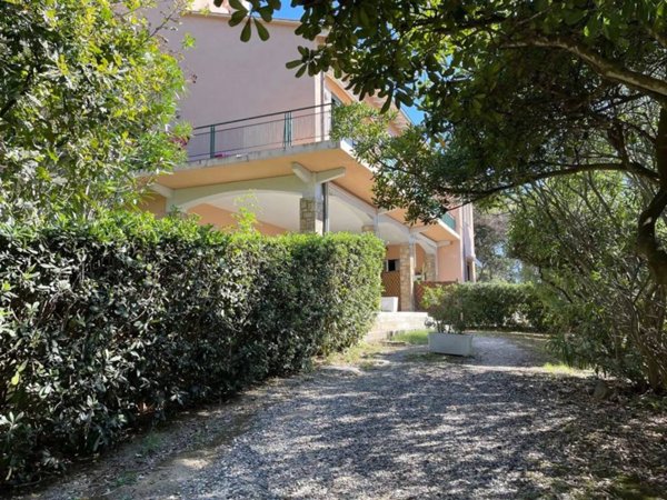 appartamento in vendita a Rosignano Marittimo in zona Nibbiaia