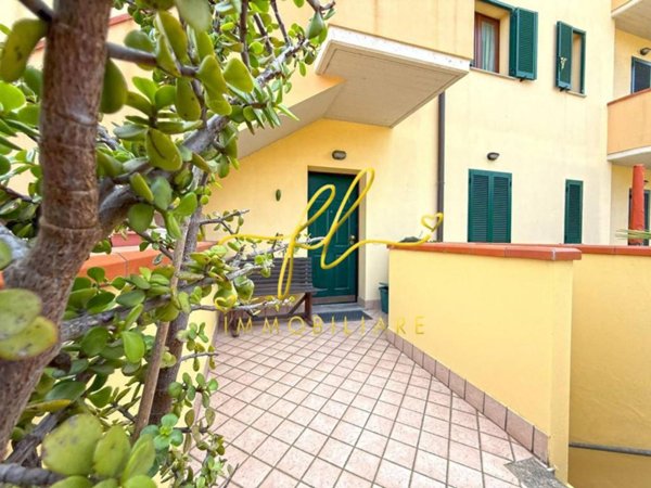 appartamento in vendita a Rosignano Marittimo in zona Rosignano Solvay