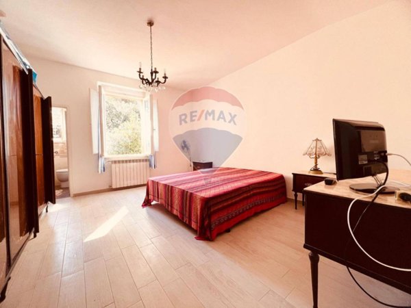 casa indipendente in vendita a Rosignano Marittimo in zona Vada