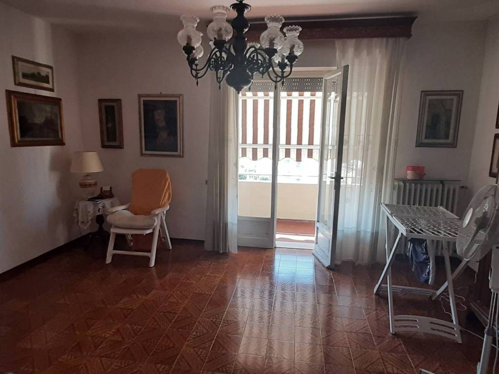 appartamento in vendita a Rosignano Marittimo in zona Rosignano Solvay