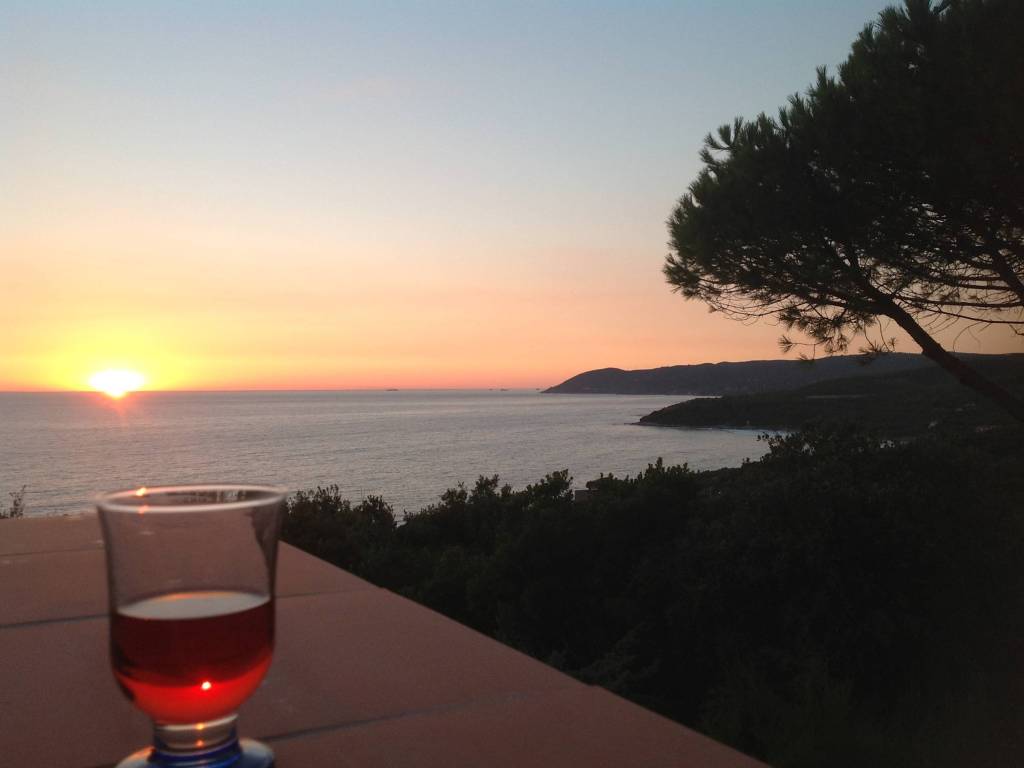 appartamento in vendita a Rosignano Marittimo in zona Castiglioncello