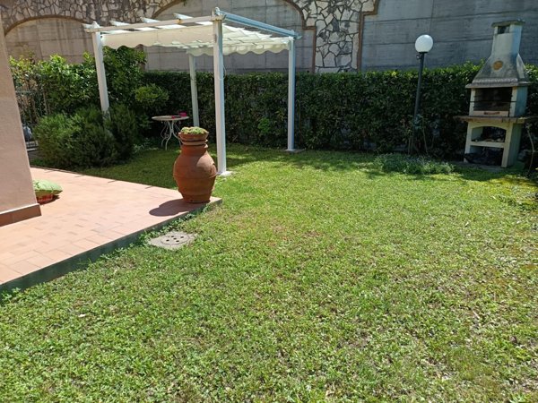 appartamento in vendita a Rosignano Marittimo in zona Castiglioncello