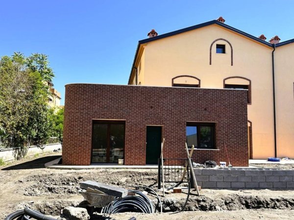 appartamento in vendita a Rosignano Marittimo in zona Vada