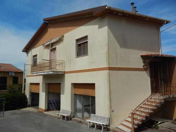 casa indipendente in vendita a Rosignano Marittimo