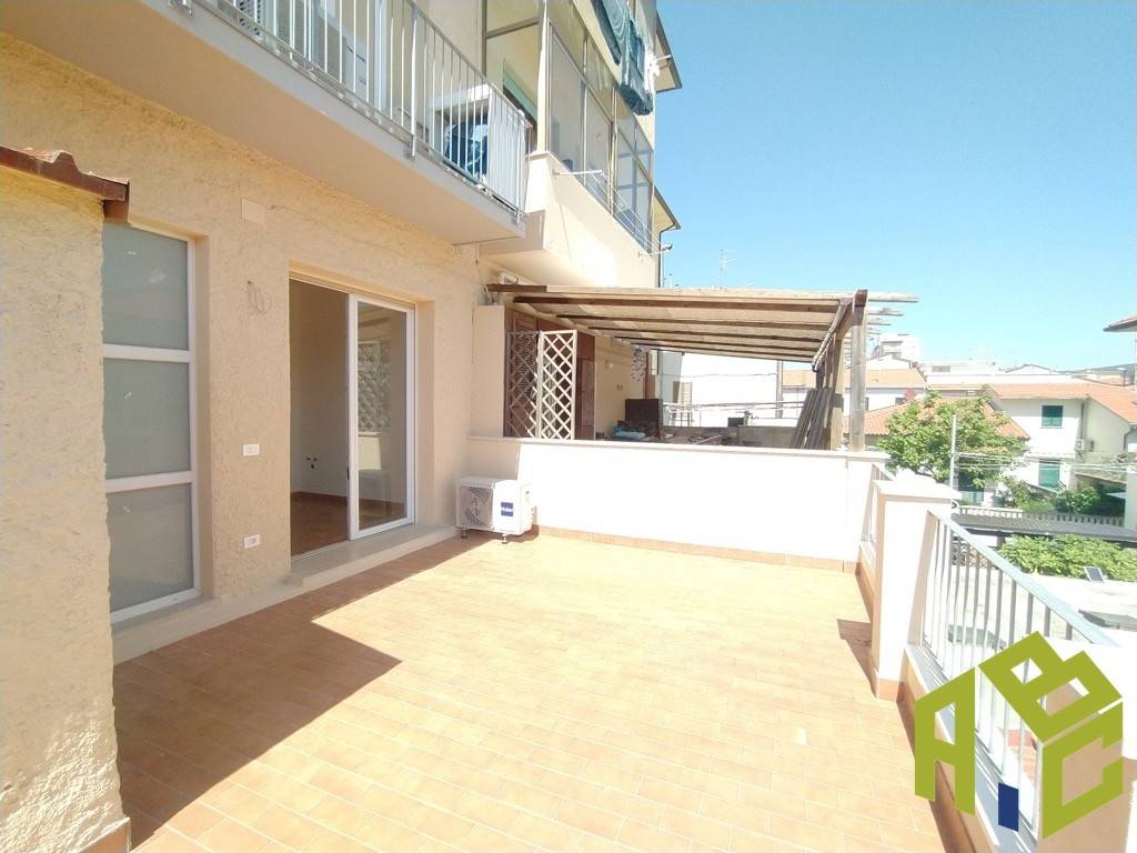 appartamento in vendita a Rosignano Marittimo in zona Rosignano Solvay