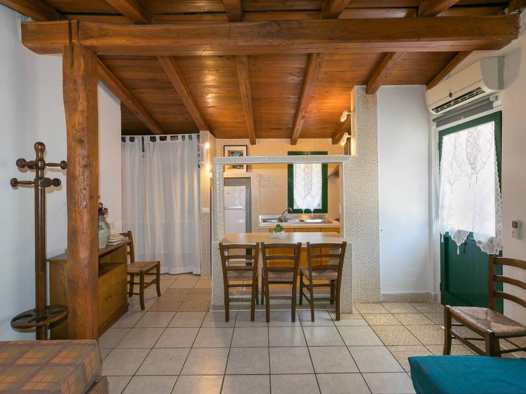 casa indipendente in vendita a Rosignano Marittimo in zona Castiglioncello