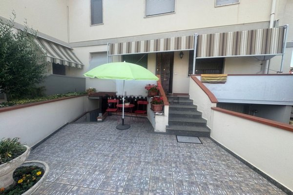 appartamento in vendita a Rosignano Marittimo in zona Rosignano Solvay