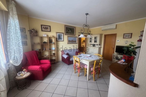 appartamento in vendita a Rosignano Marittimo in zona Rosignano Solvay