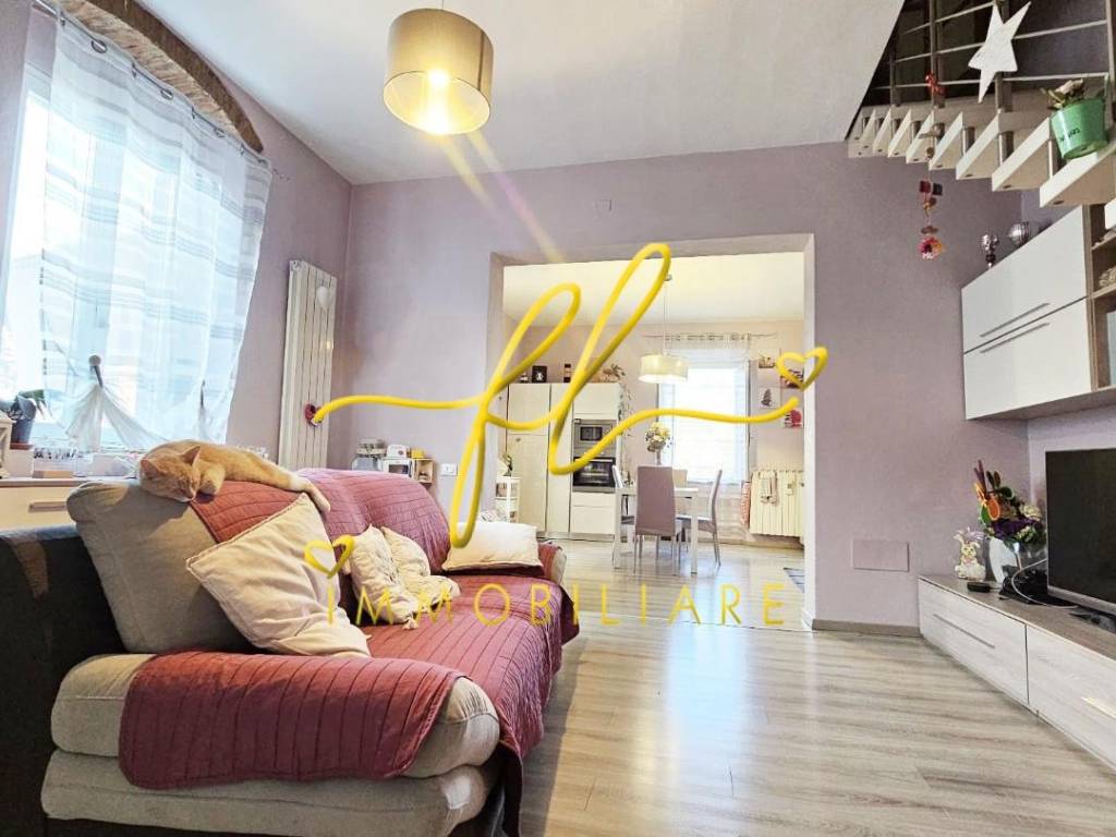 appartamento a Rosignano Marittimo in zona Castelnuovo della Misericordia