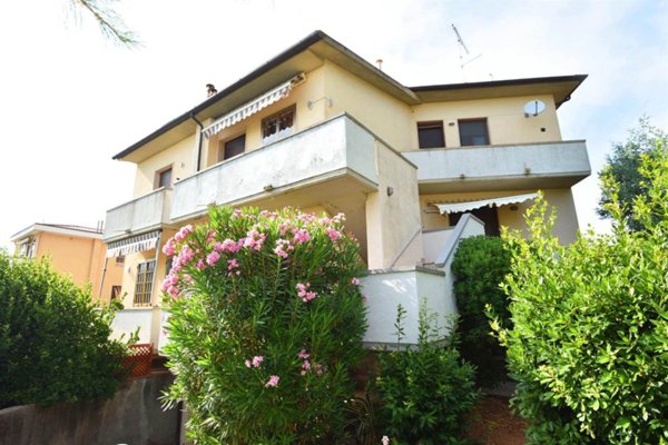 appartamento in vendita a Rosignano Marittimo in zona Rosignano Solvay