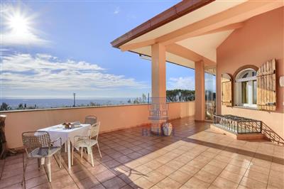 casa indipendente in vendita a Rosignano Marittimo