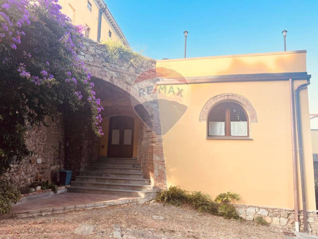 appartamento in vendita a Rosignano Marittimo in zona Gabbro