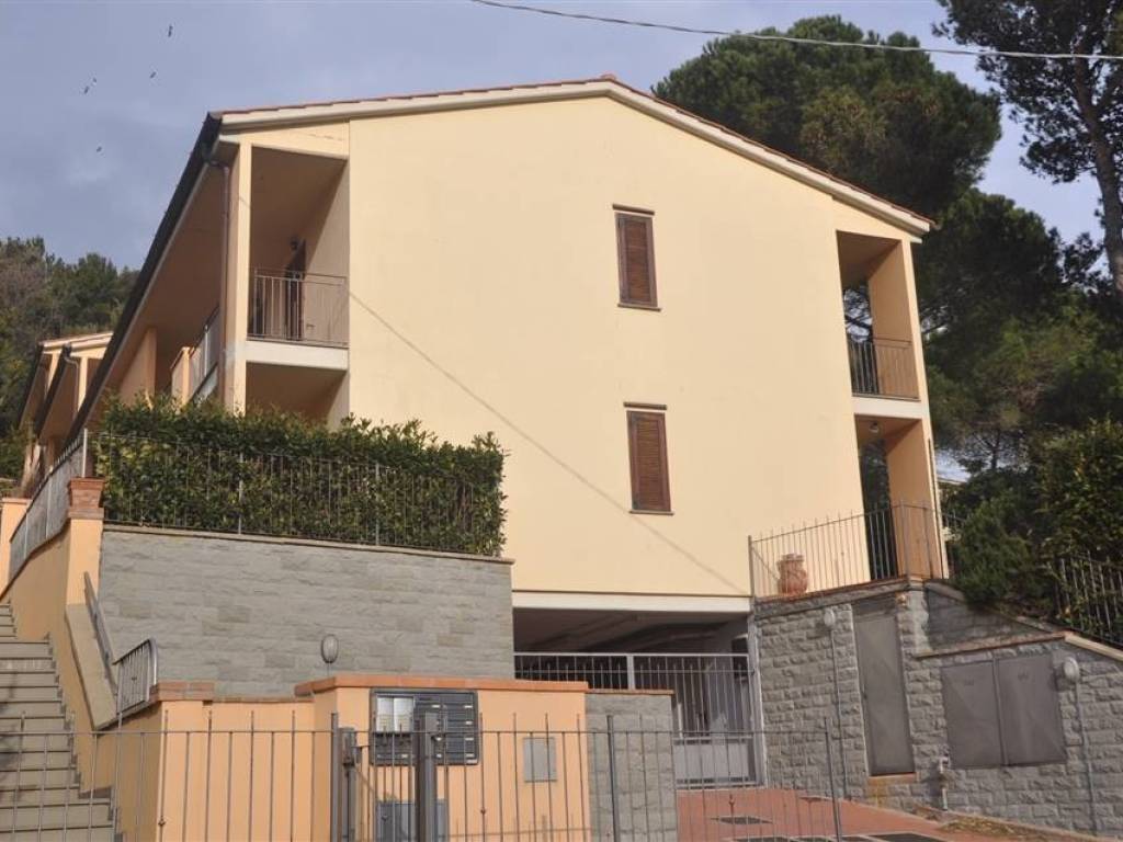 appartamento in vendita a Rosignano Marittimo in zona Nibbiaia