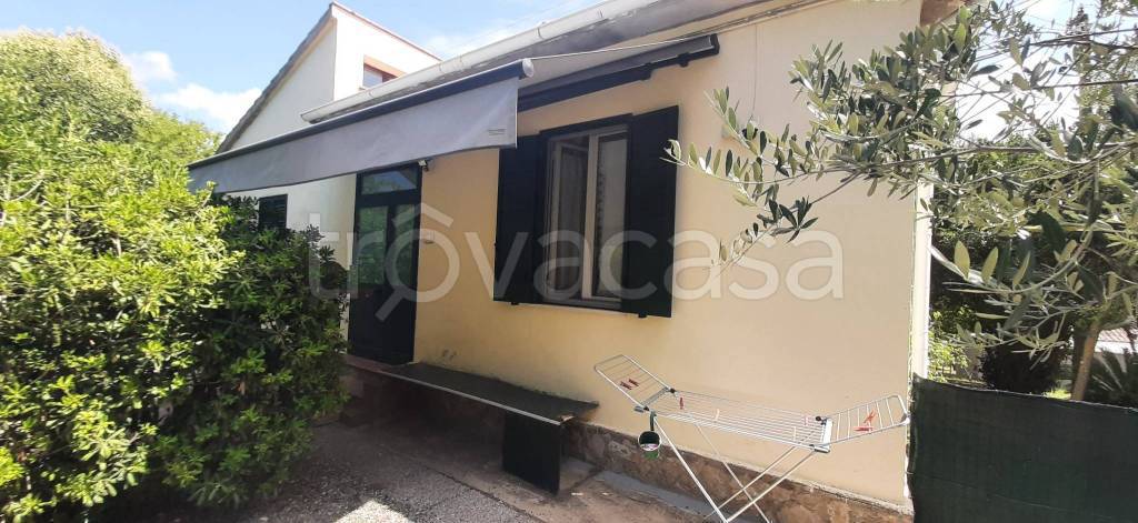 casa indipendente in vendita a Rosignano Marittimo