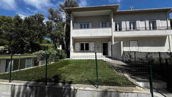 appartamento in vendita a Rosignano Marittimo in zona Castiglioncello