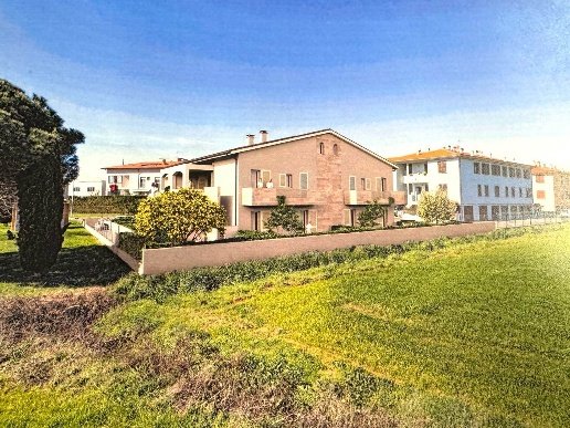 appartamento in vendita a Rosignano Marittimo in zona Vada