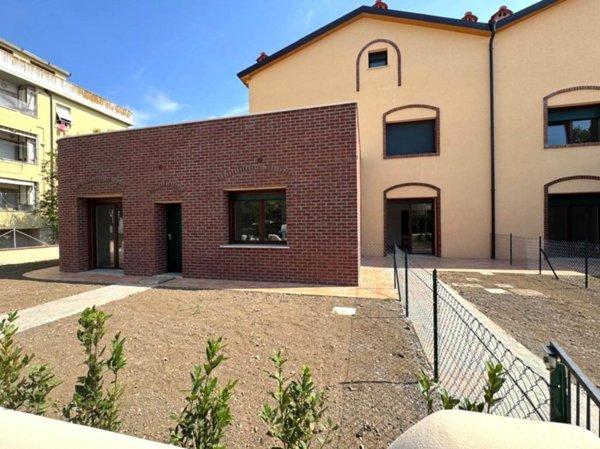 appartamento in vendita a Rosignano Marittimo in zona Vada