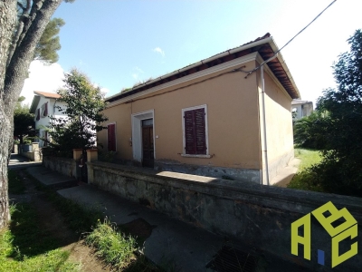 casa indipendente in vendita a Rosignano Marittimo in zona Rosignano Solvay