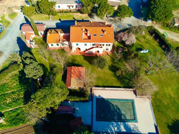 casa indipendente in vendita a Rosignano Marittimo in zona Rosignano Solvay