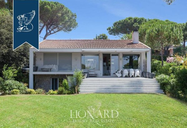 casa indipendente in vendita a Rosignano Marittimo in zona Castiglioncello