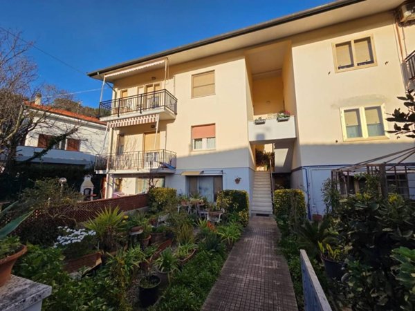 appartamento in vendita a Rosignano Marittimo in zona Vada