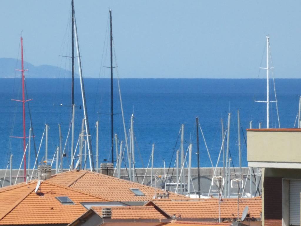 appartamento in vendita a Rosignano Marittimo in zona Rosignano Solvay
