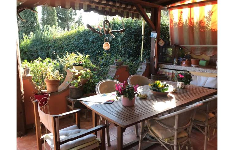 casa indipendente in vendita a Rosignano Marittimo in zona Gabbro