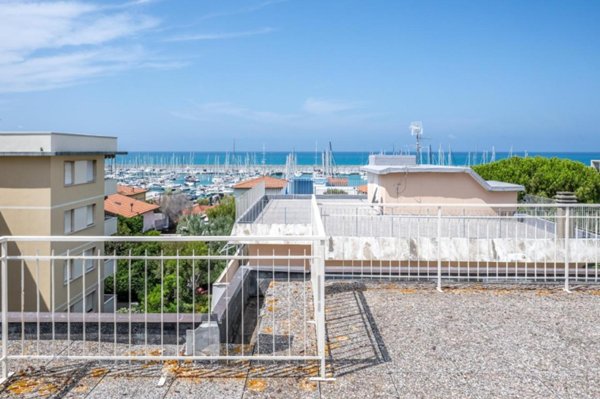 appartamento in vendita a Rosignano Marittimo in zona Rosignano Solvay