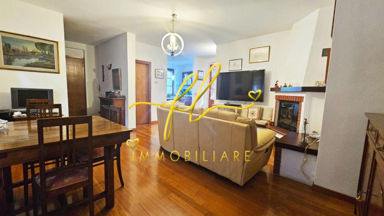 casa indipendente in vendita a Rosignano Marittimo