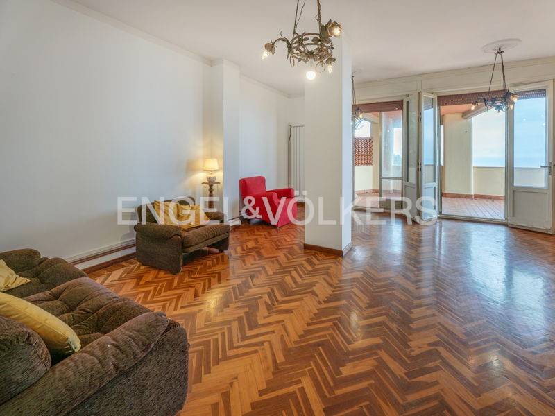 appartamento in vendita a Rosignano Marittimo in zona Castiglioncello