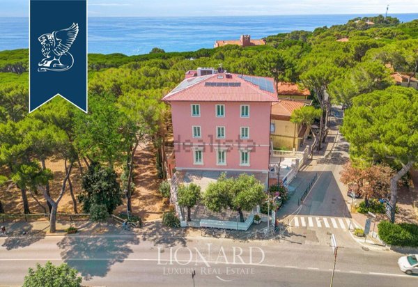 casa indipendente in vendita a Rosignano Marittimo in zona Castiglioncello