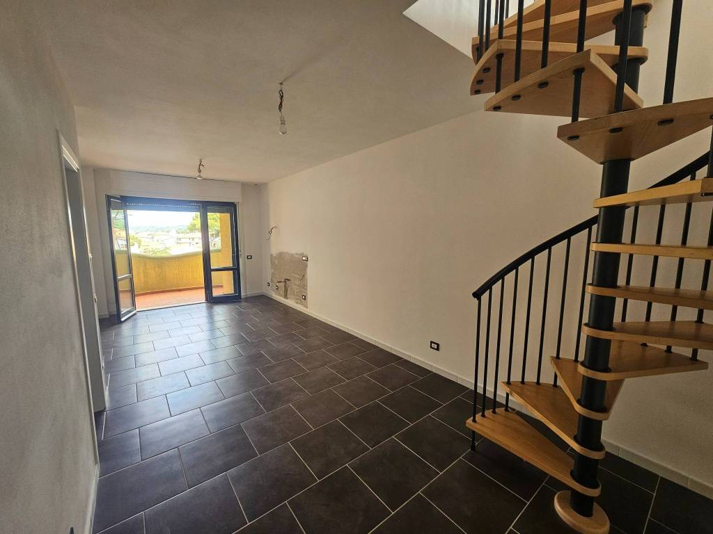 appartamento in vendita a Rosignano Marittimo in zona Rosignano Solvay