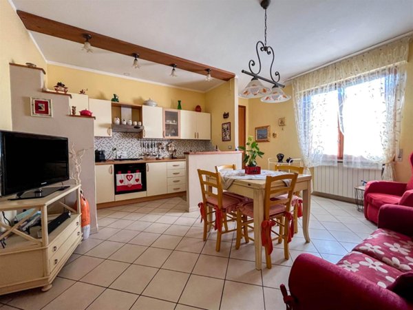 appartamento in vendita a Rosignano Marittimo in zona Rosignano Solvay